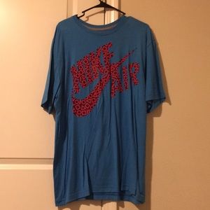 Nike t shirt